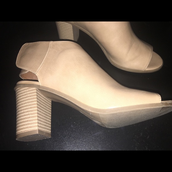 Candies Chunky heals🚨Final Price🚨 - Picture 3 of 4